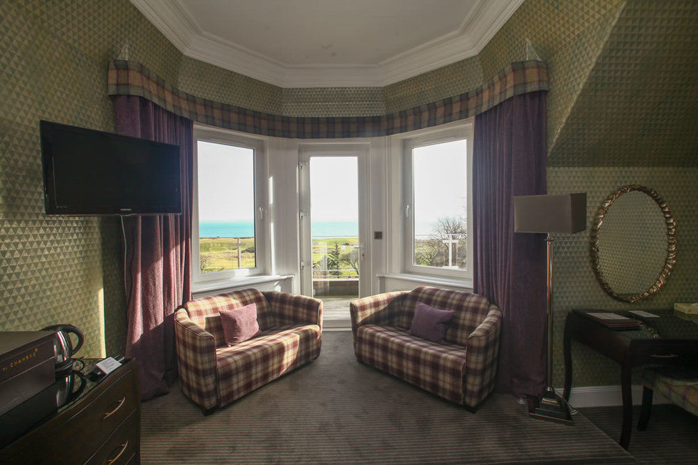 Old Manor Hotel Lundin Links Kültér fotó